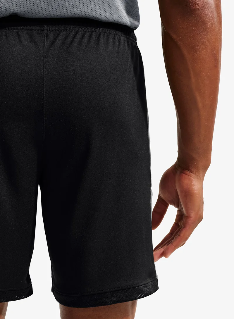 نايكي شورت دراي فيت أكاديمي